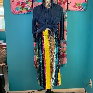 Sequined Stripped Skirt With Side Split